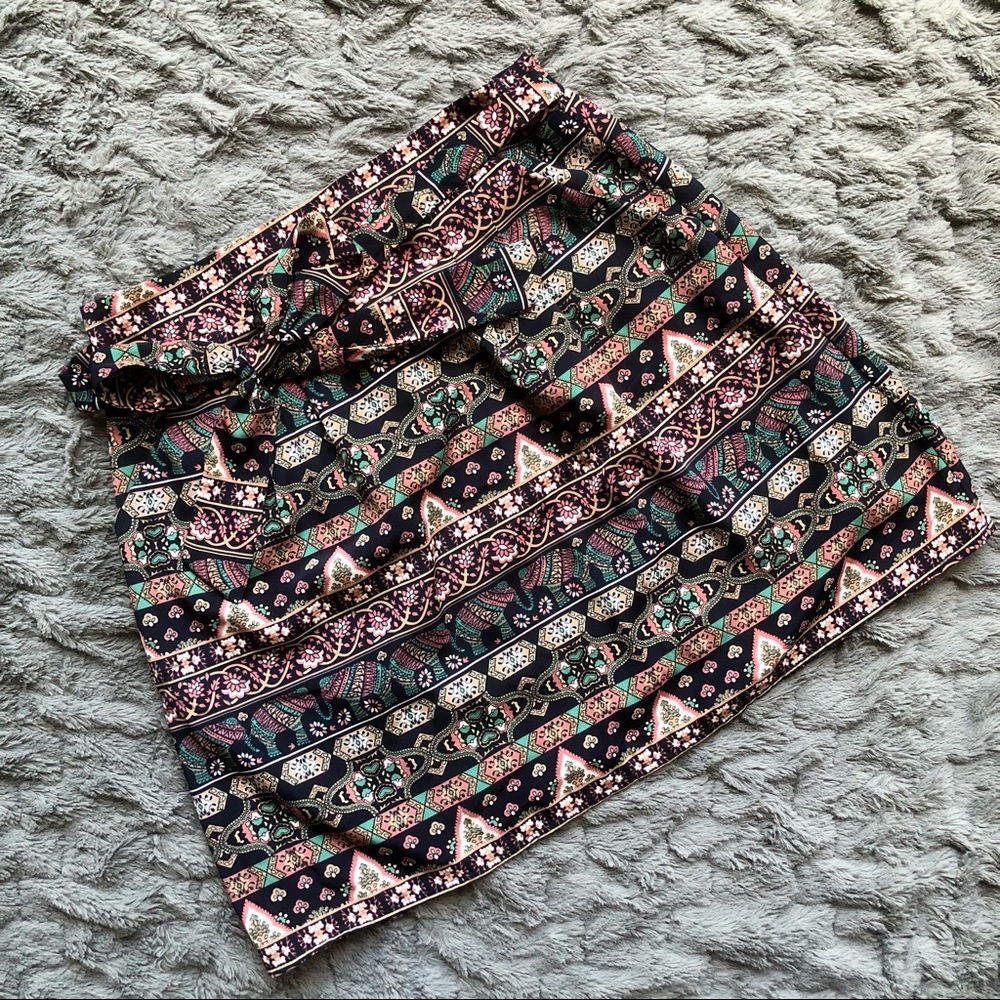 Francesca’s Elephant Printed Skirt w Pockets